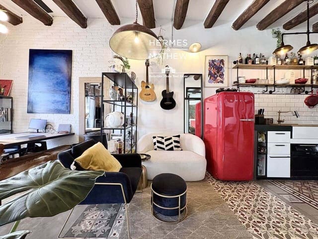 2 makuuhuone Kattohuoneisto myytävänä paikassa El Poble Sec, Barcelona kaupunki - 550 000 € (Ref: 9575462)