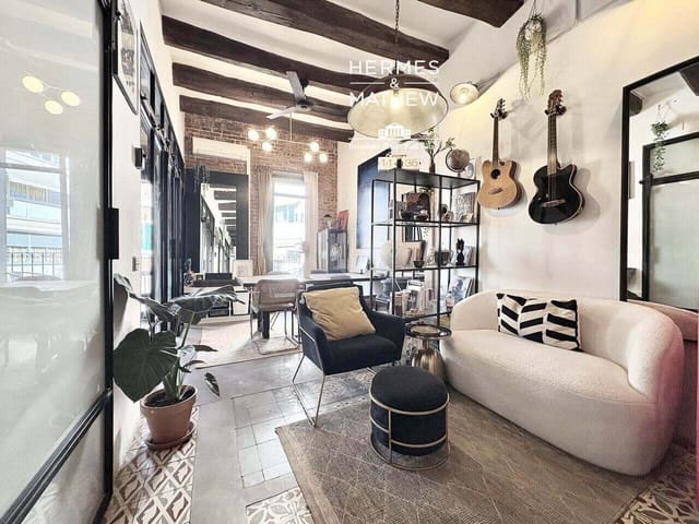 2 makuuhuone Kattohuoneisto myytävänä paikassa El Poble Sec, Barcelona kaupunki - 550 000 € (Ref: 9575462)