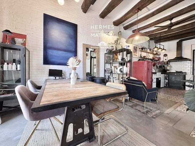 2 makuuhuone Kattohuoneisto myytävänä paikassa El Poble Sec, Barcelona kaupunki - 550 000 € (Ref: 9575462)