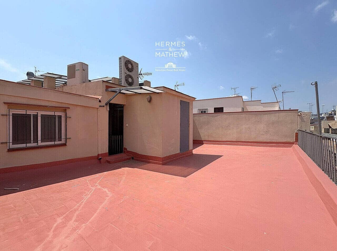 2 sovrum Lägenhet till salu i Barcelona stad - 250 000 € (Ref: 9575508)