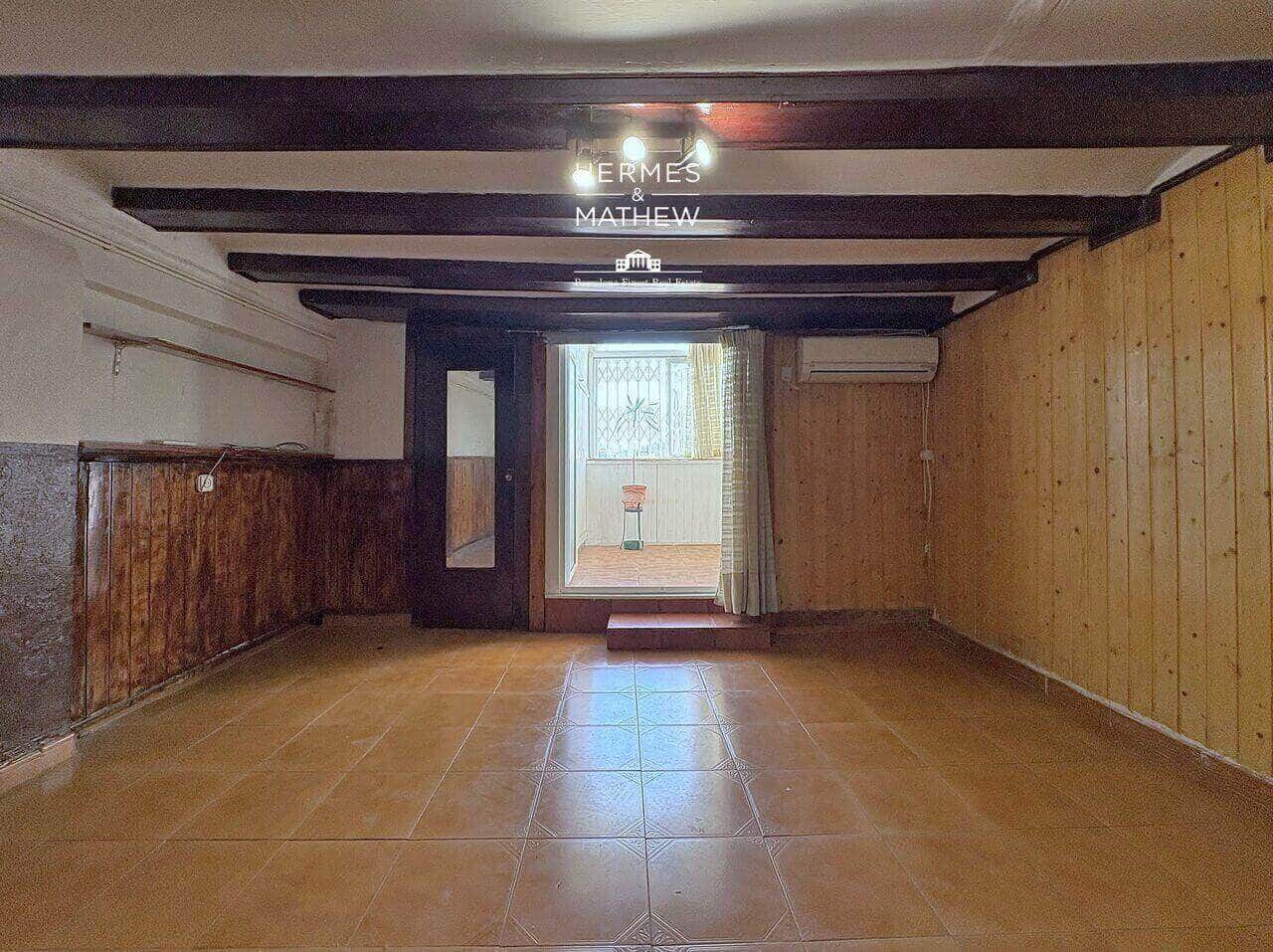 2 sovrum Lägenhet till salu i Barcelona stad - 250 000 € (Ref: 9575508)