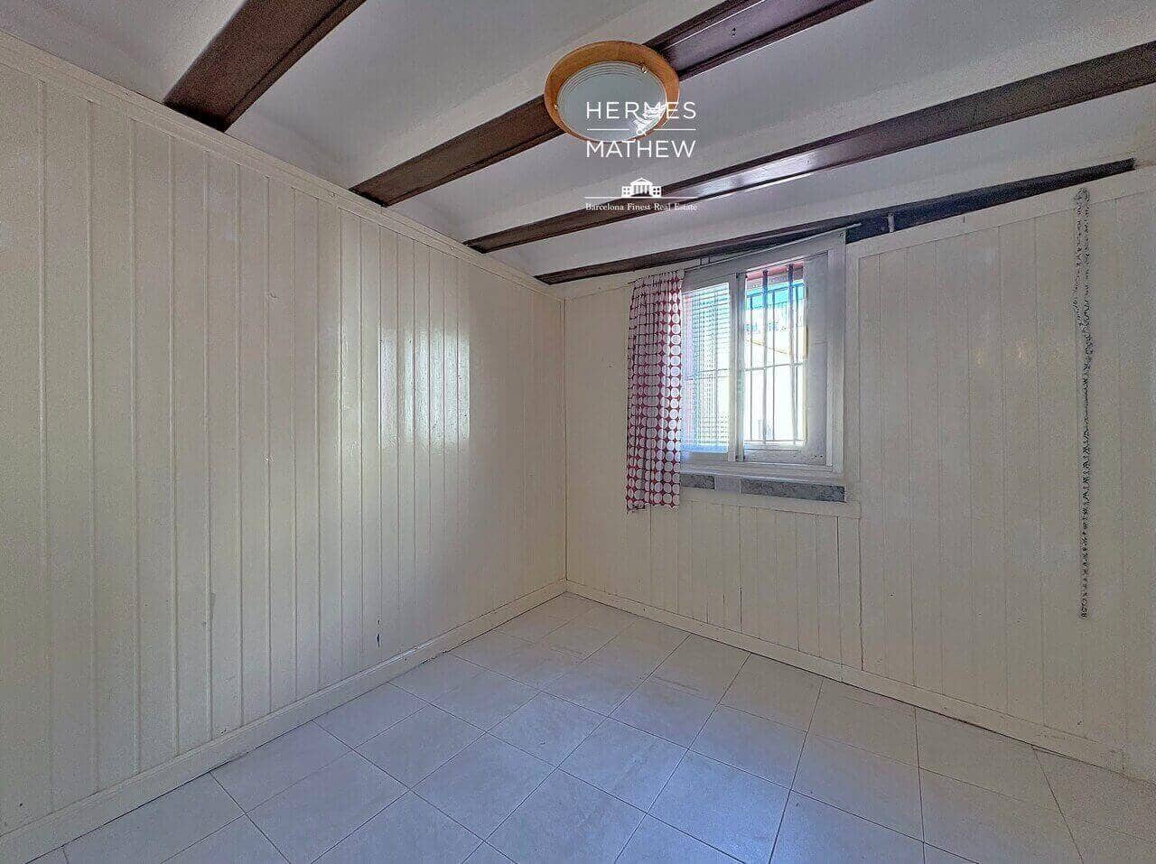 2 sovrum Lägenhet till salu i Barcelona stad - 250 000 € (Ref: 9575508)