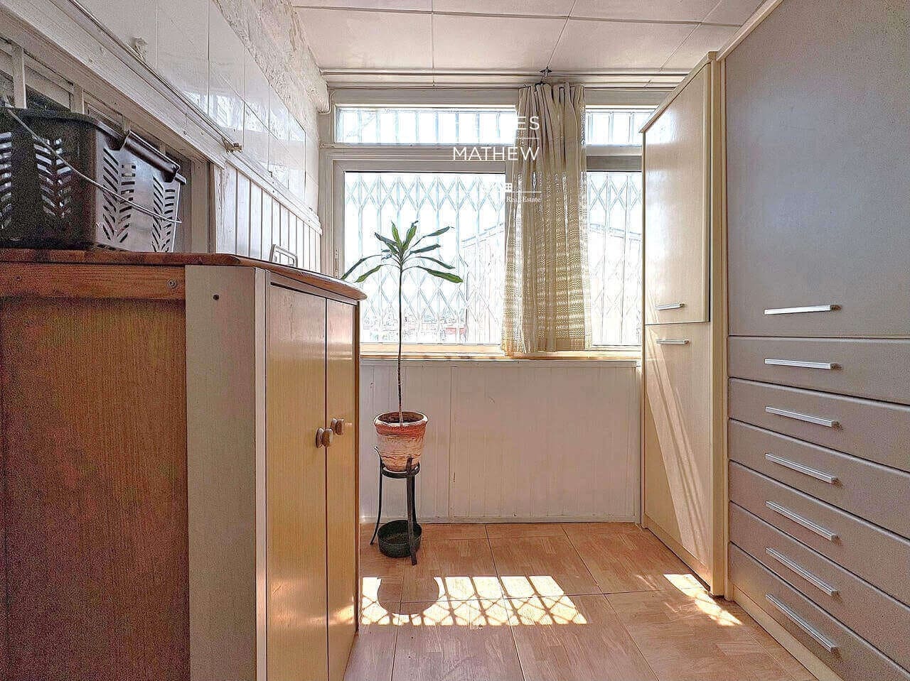 2 sovrum Lägenhet till salu i Barcelona stad - 250 000 € (Ref: 9575508)