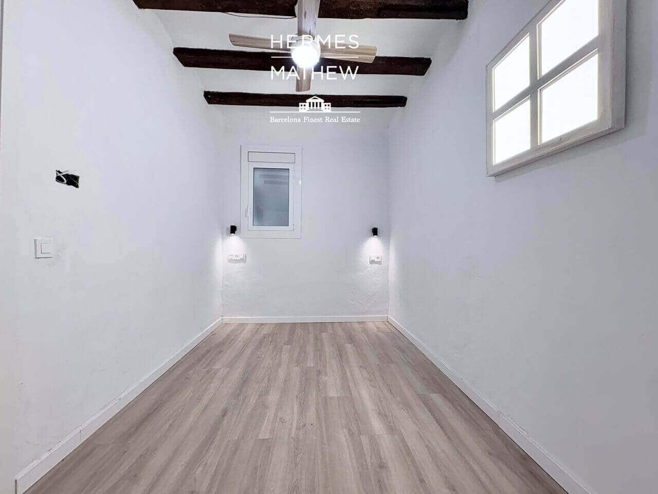 2 soveværelse Lejlighed til salg i Barcelona by - € 239.000 (Ref: 9660793)