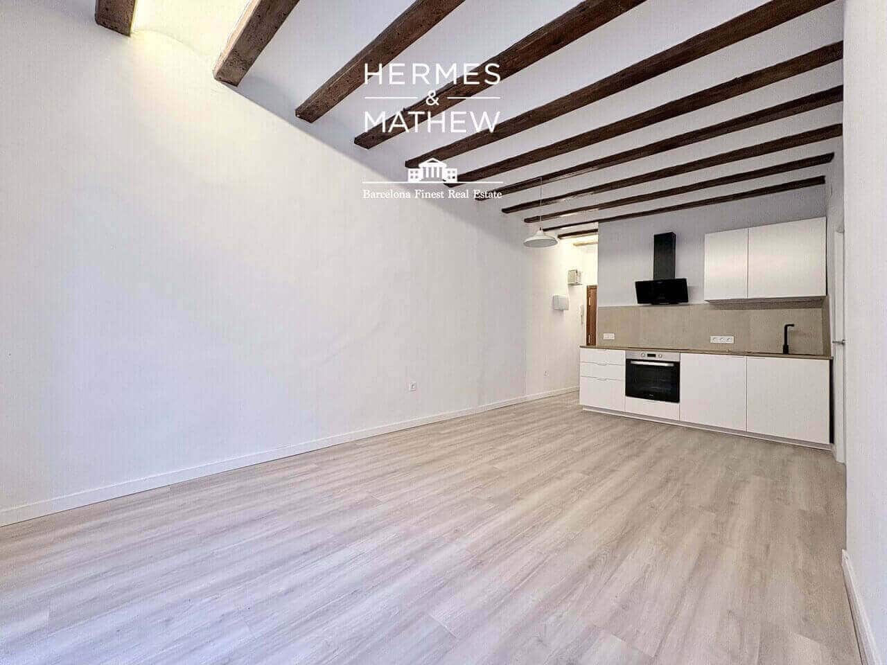 2 soveværelse Lejlighed til salg i Barcelona by - € 239.000 (Ref: 9660793)