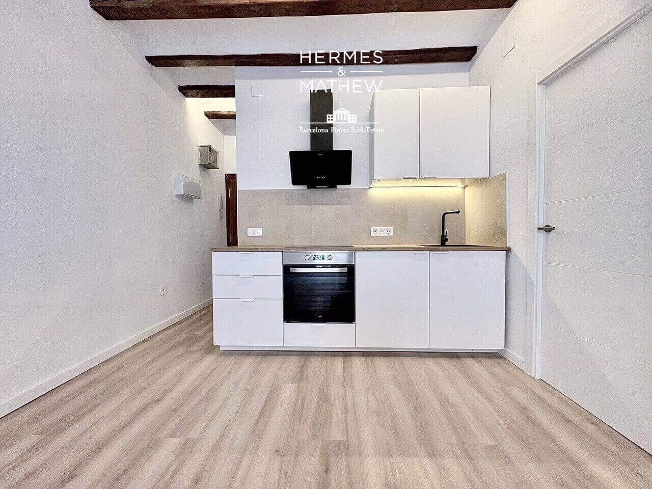 2 soveværelse Lejlighed til salg i Barcelona by - € 239.000 (Ref: 9660793)