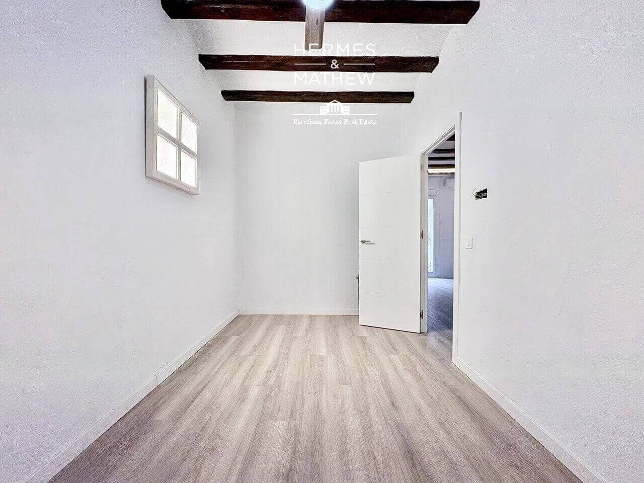 2 soveværelse Lejlighed til salg i Barcelona by - € 239.000 (Ref: 9660793)