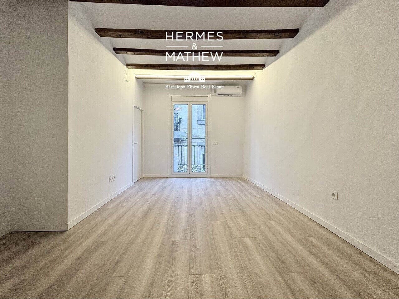 2 soveværelse Lejlighed til salg i Barcelona by - € 239.000 (Ref: 9660793)