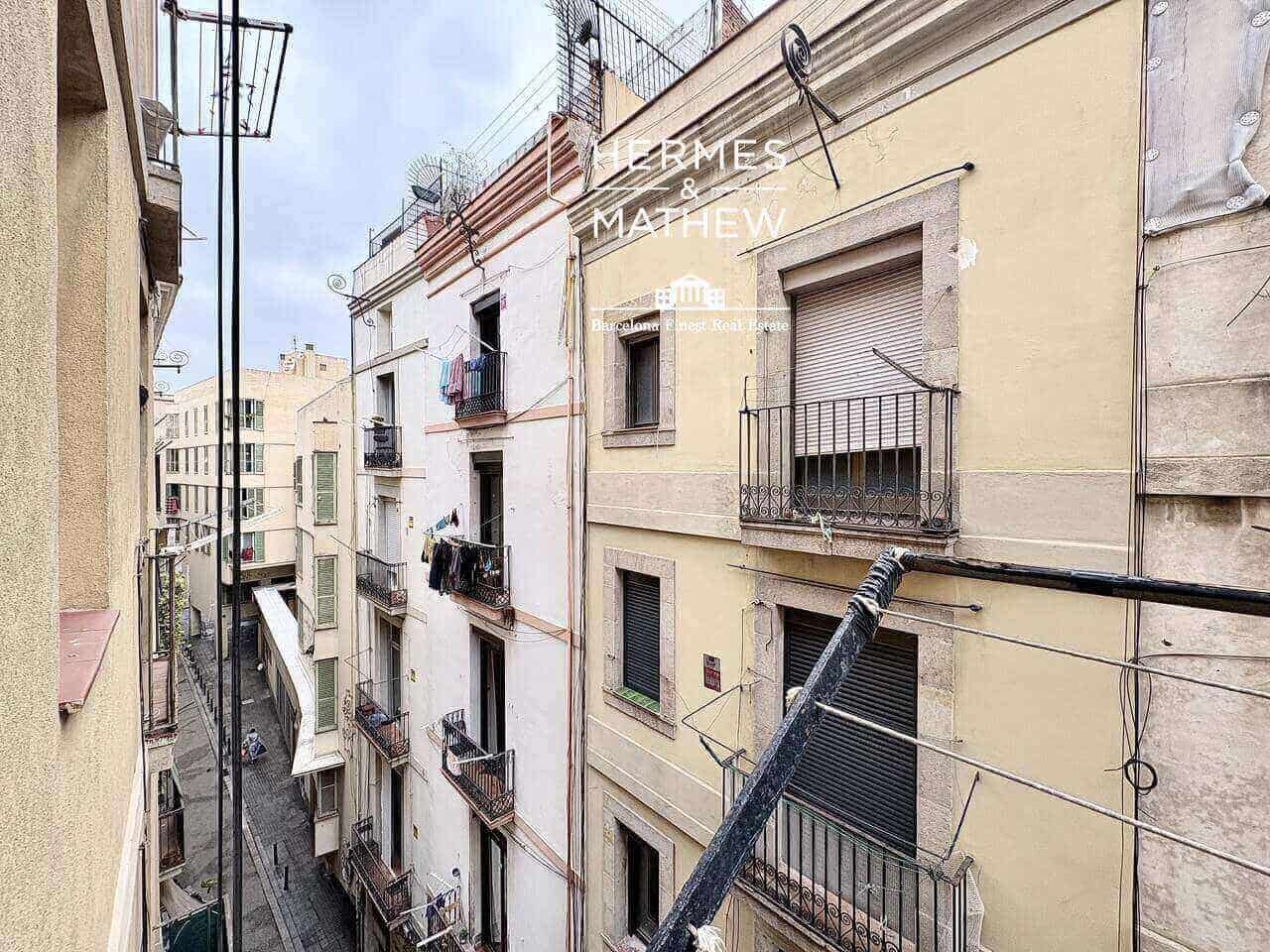 2 soveværelse Lejlighed til salg i Barcelona by - € 239.000 (Ref: 9660793)
