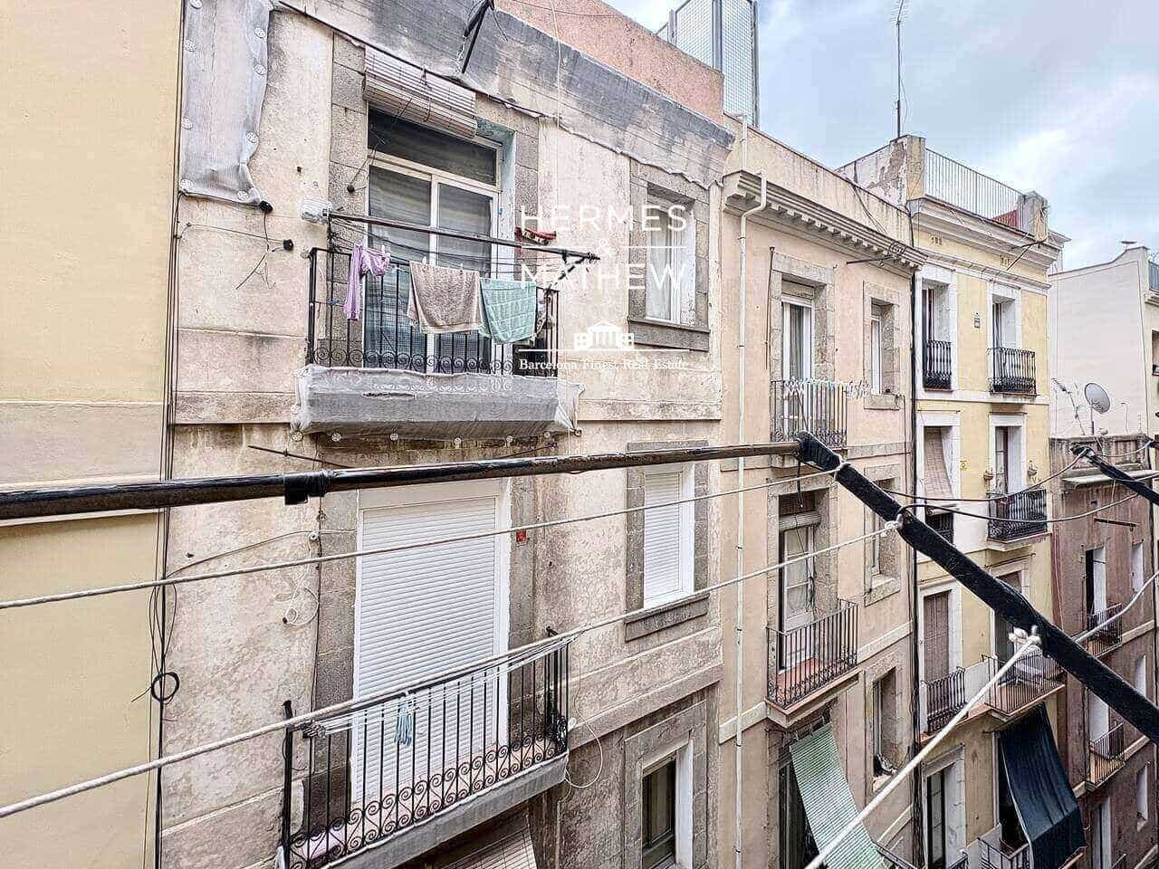 2 soveværelse Lejlighed til salg i Barcelona by - € 239.000 (Ref: 9660793)