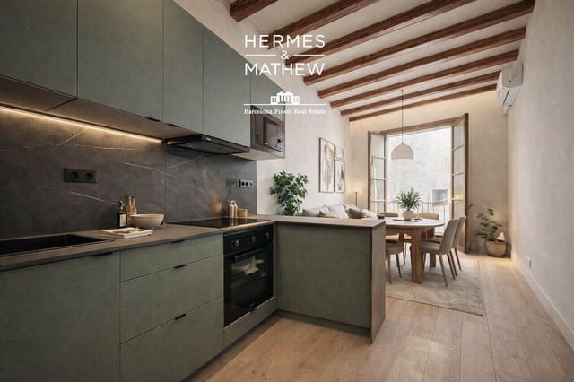 Piso de 2 habitaciones en El Barri Gòtic, Barcelona ciudad en venta - 429.000 € (Ref: 9763287)