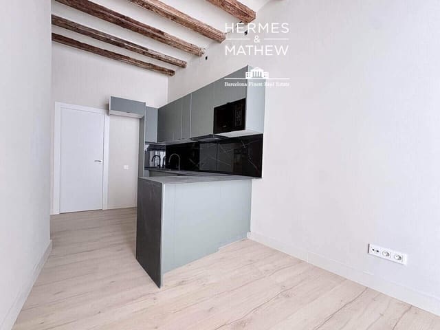 Piso de 2 habitaciones en El Barri Gòtic, Barcelona ciudad en venta - 429.000 € (Ref: 9763287)