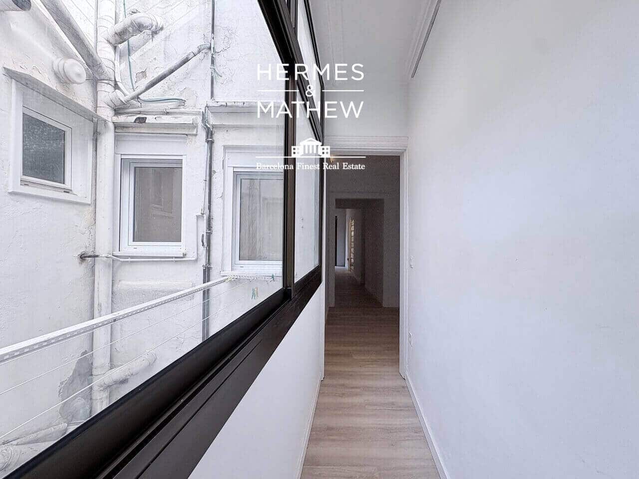 2 makuuhuone Asunto myytävänä paikassa Barcelona kaupunki - 239 000 € (Ref: 9763289)