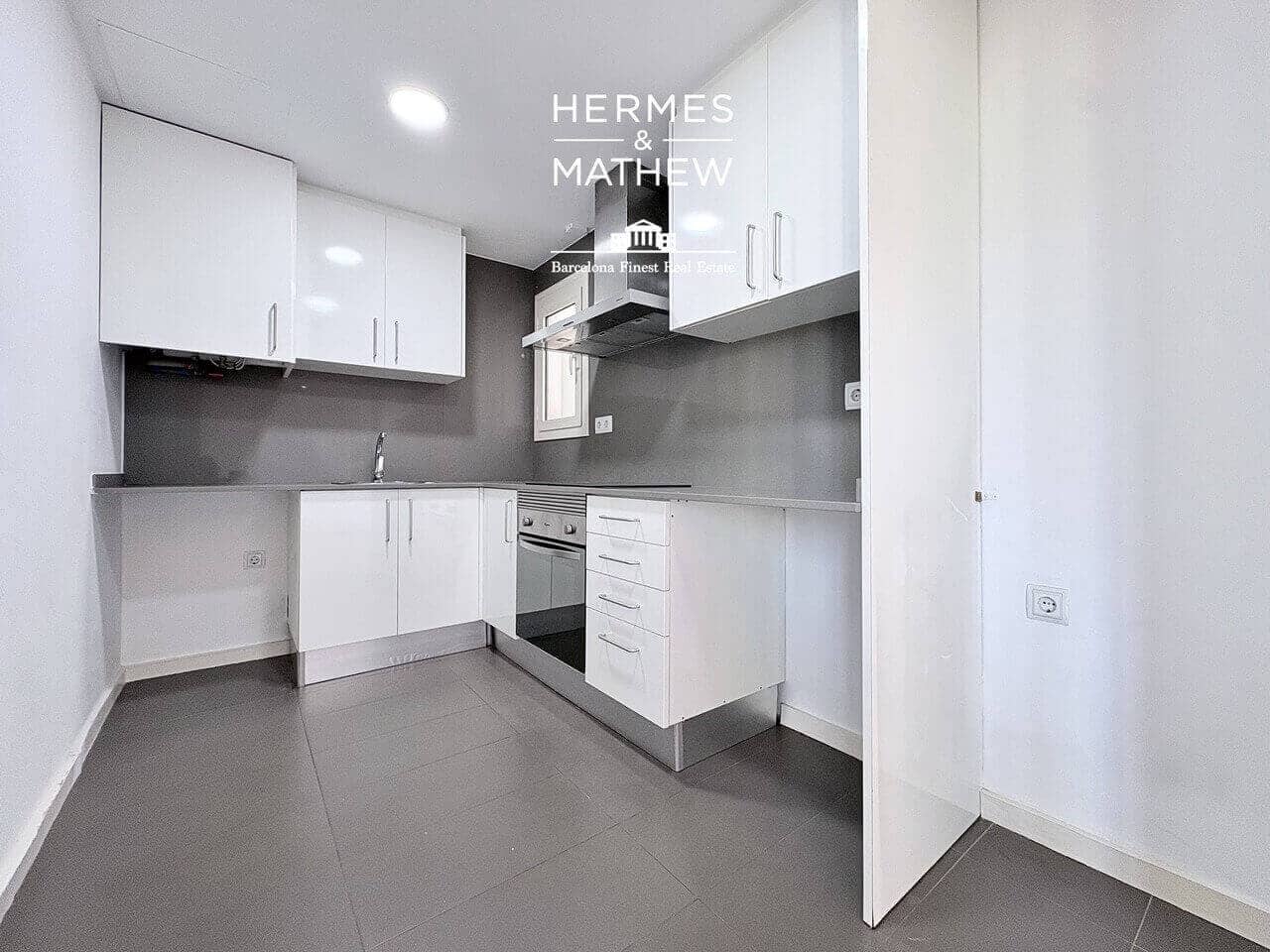 2 bedroom Penthouse for sale in Barcelona city - € 715,000 (Ref: 9844719)