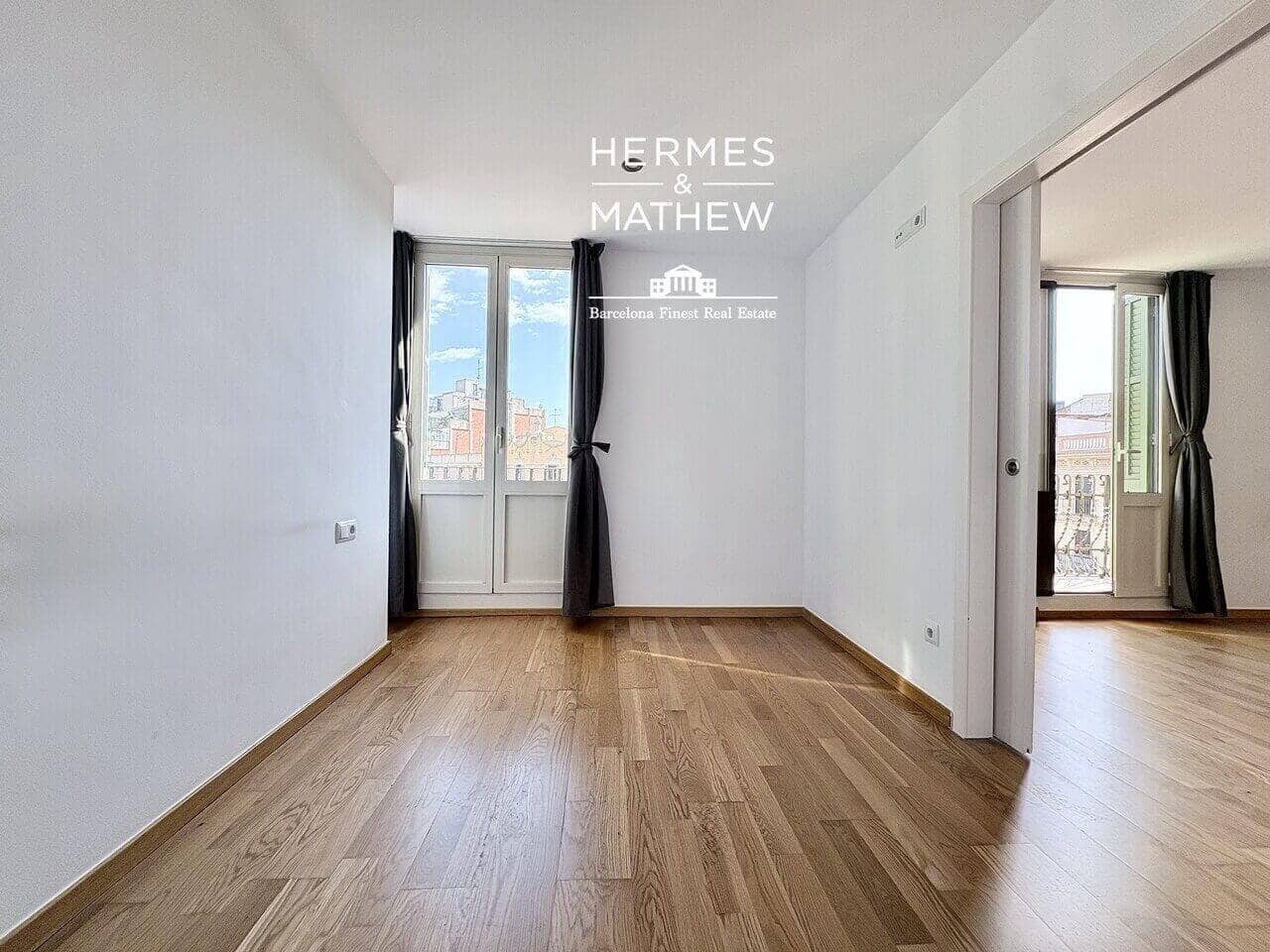2 bedroom Penthouse for sale in Barcelona city - € 715,000 (Ref: 9844719)