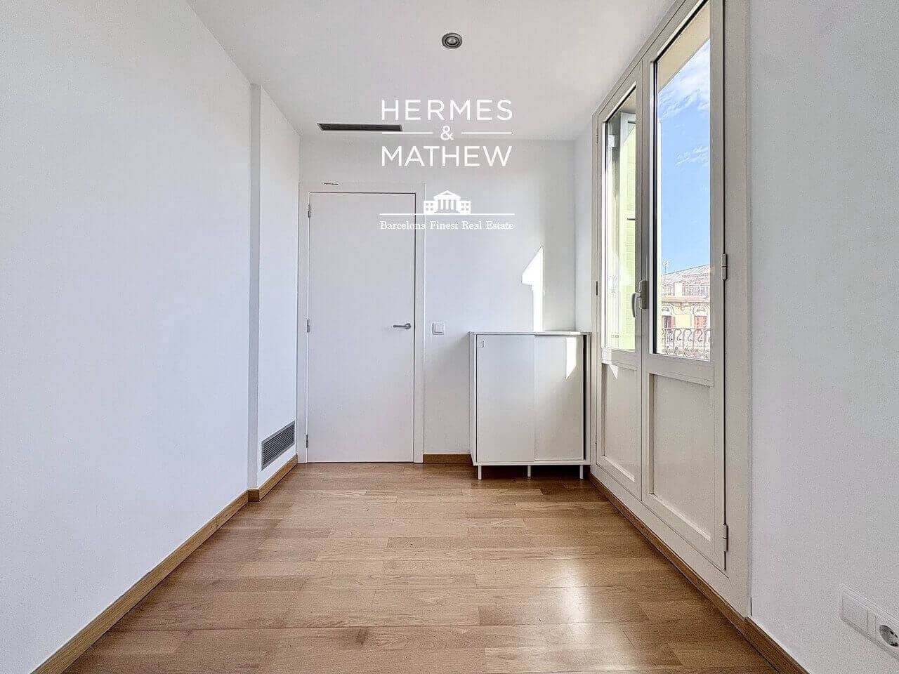 2 bedroom Penthouse for sale in Barcelona city - € 715,000 (Ref: 9844719)