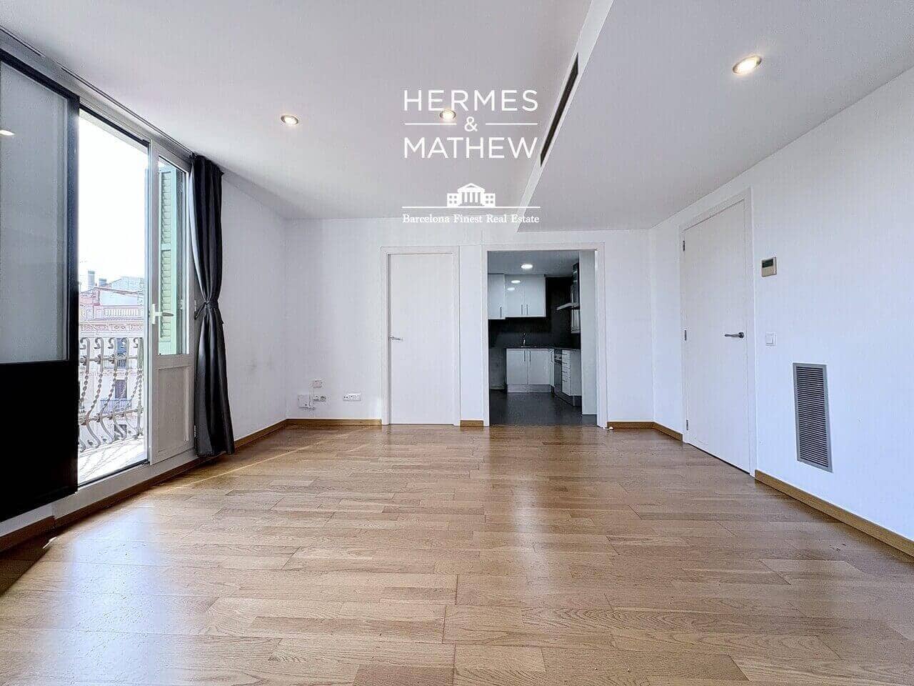 2 bedroom Penthouse for sale in Barcelona city - € 715,000 (Ref: 9844719)