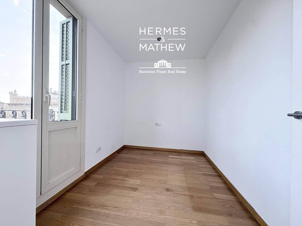 2 bedroom Penthouse for sale in Barcelona city - € 715,000 (Ref: 9844719)
