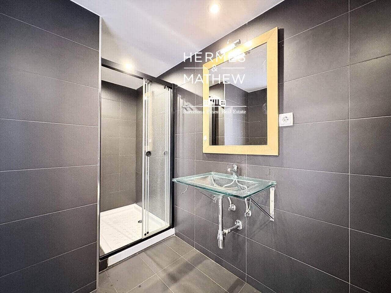 2 bedroom Penthouse for sale in Barcelona city - € 715,000 (Ref: 9844719)