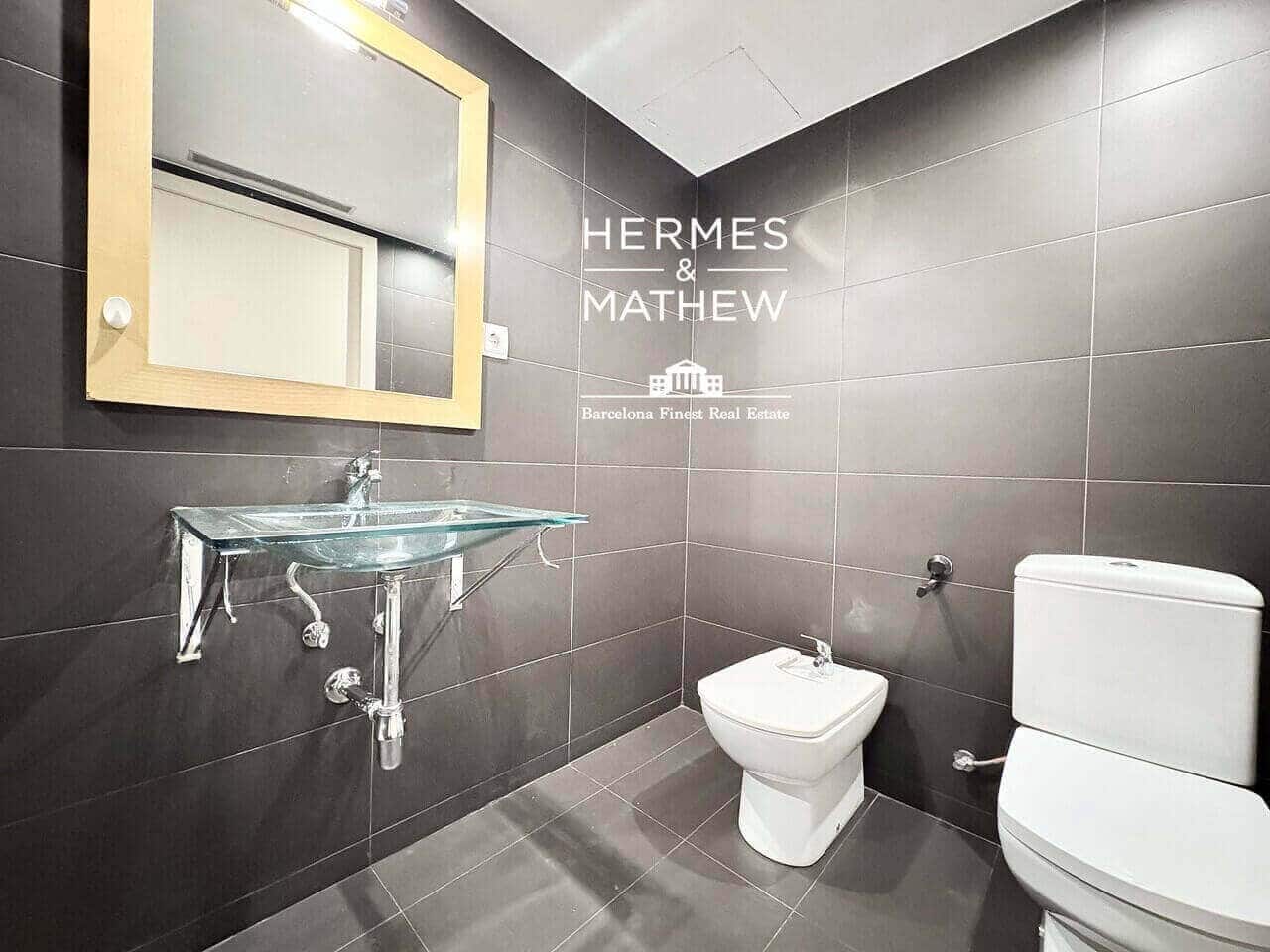 2 bedroom Penthouse for sale in Barcelona city - € 715,000 (Ref: 9844719)