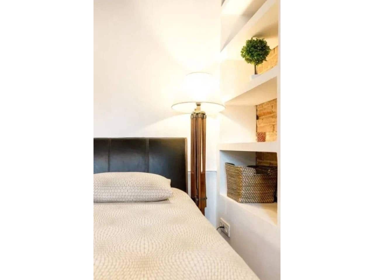 Loft te huur in Barcelona stad - € 1.850 (Ref: 9453474)