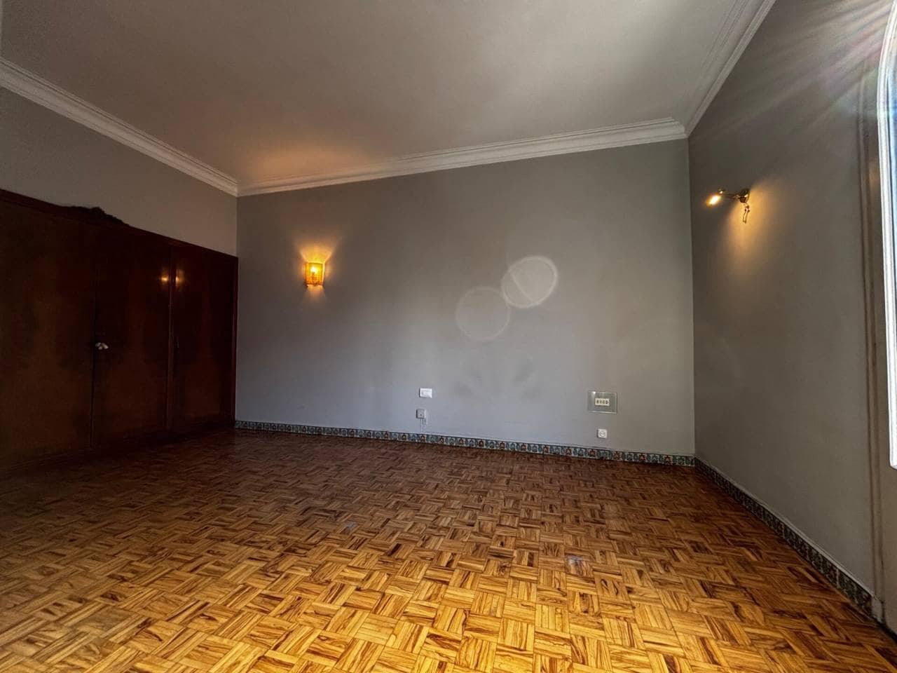 6 bedroom Flat for sale in Barcelona city - € 925,000 (Ref: 9453478)