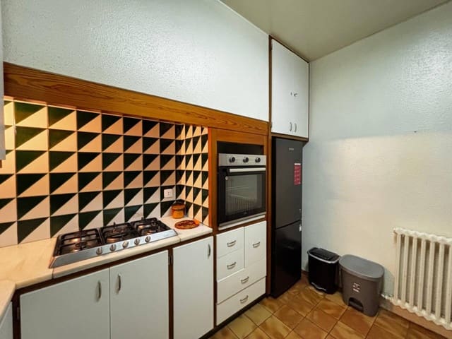 6 bedroom Flat for sale in La Vila de Gràcia, Barcelona city - € 925,000 (Ref: 9453478)