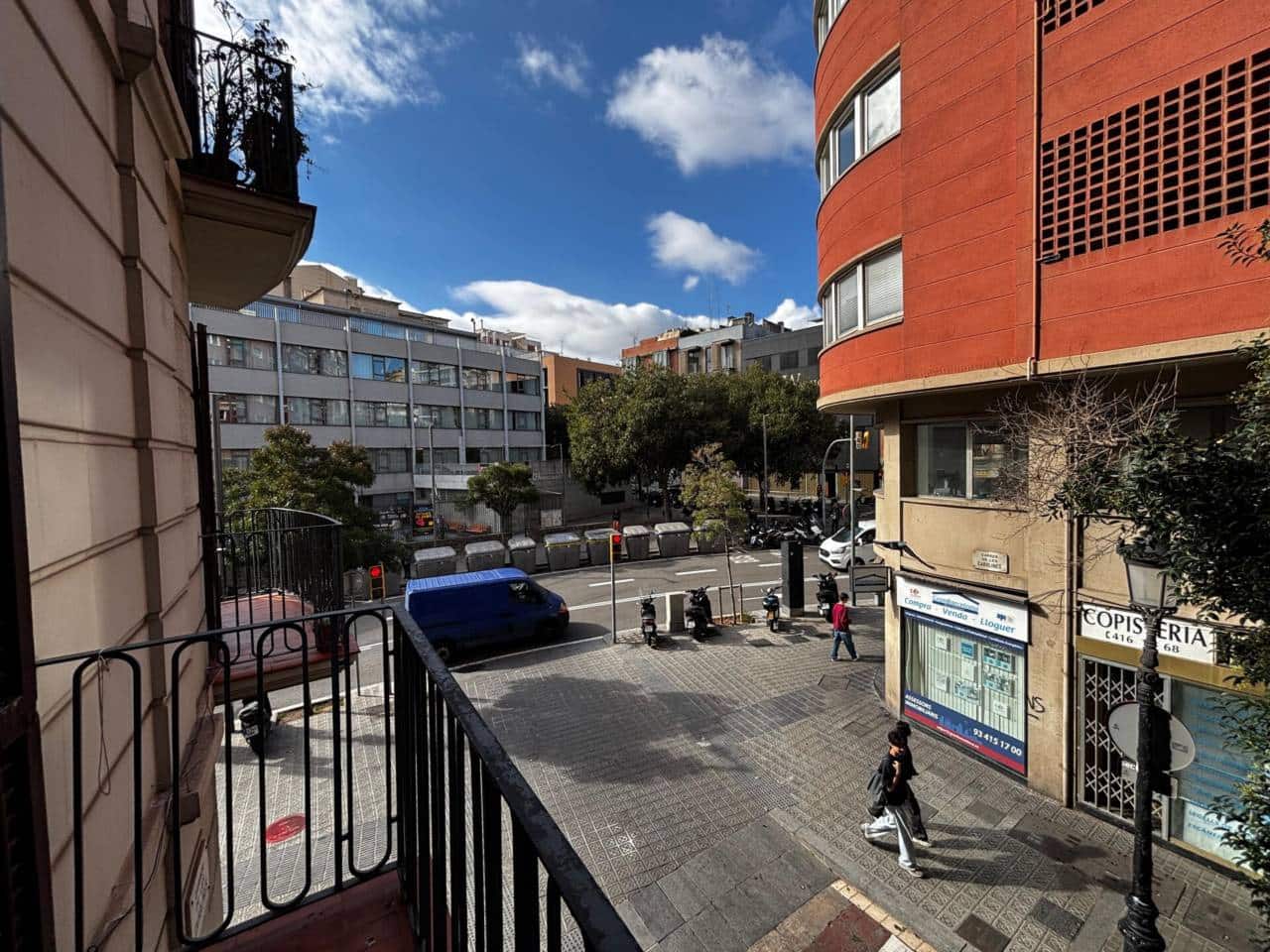 6 bedroom Flat for sale in Barcelona city - € 925,000 (Ref: 9453478)
