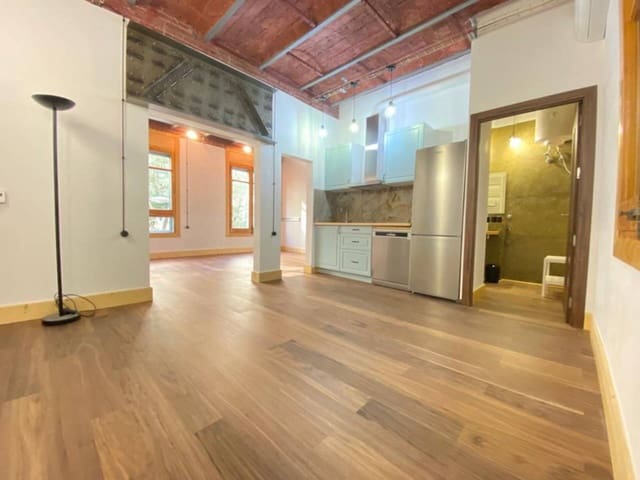 Lejlighed til salg i L'Antiga Esquerra de L'Eixample, Barcelona by - € 339.000 (Ref: 9453479)