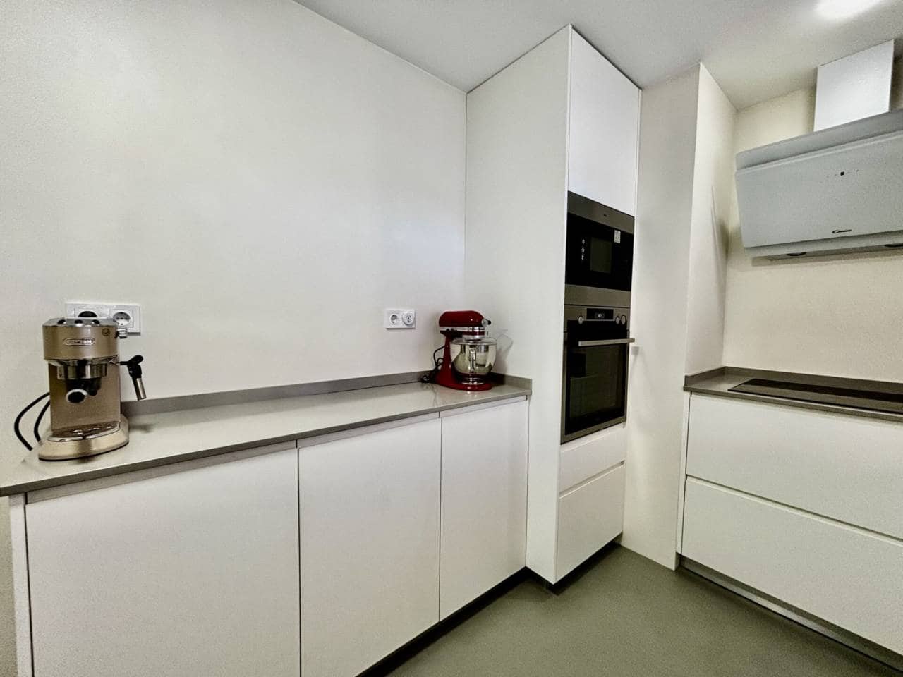 4 quarto Penthouse para venda em El Prat de Llobregat - 525 000 € (Ref: 9453482)