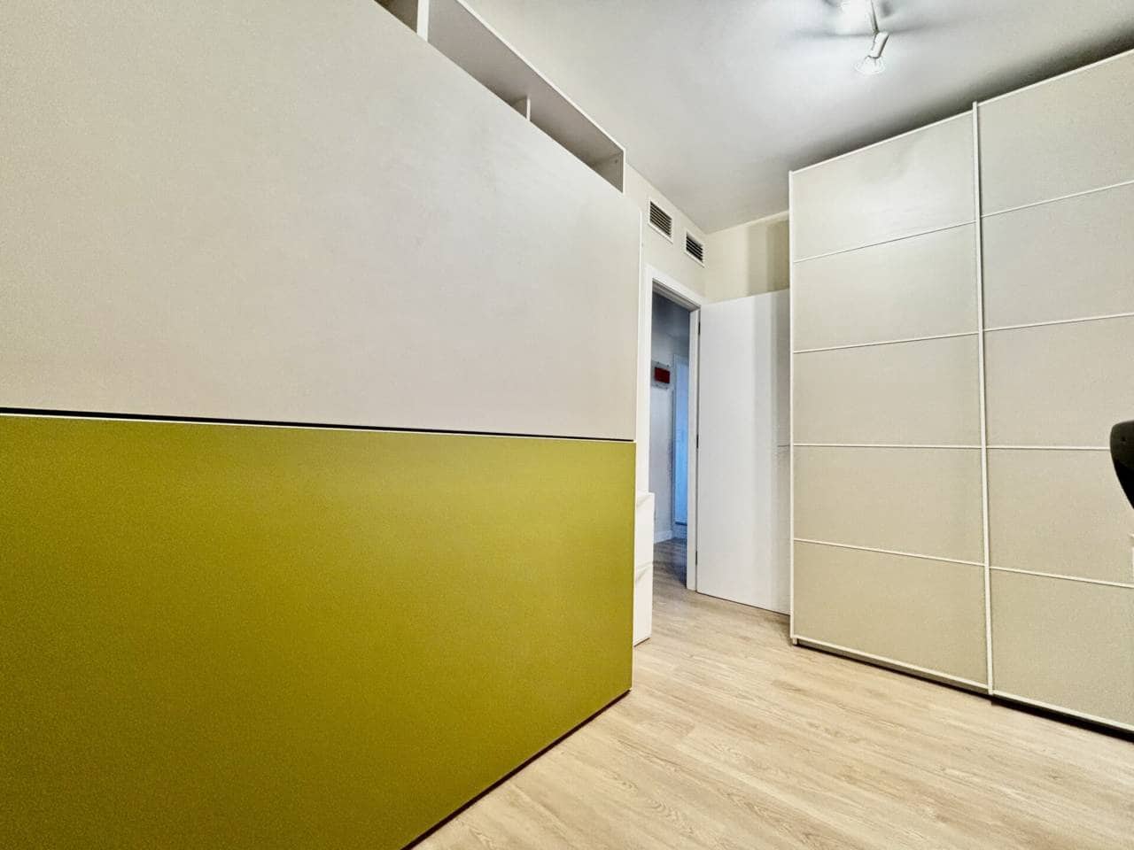 4 quarto Penthouse para venda em El Prat de Llobregat - 525 000 € (Ref: 9453482)