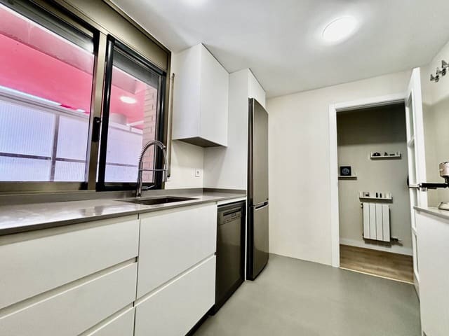 4 quarto Penthouse para venda em El Prat de Llobregat - 525 000 € (Ref: 9453482)