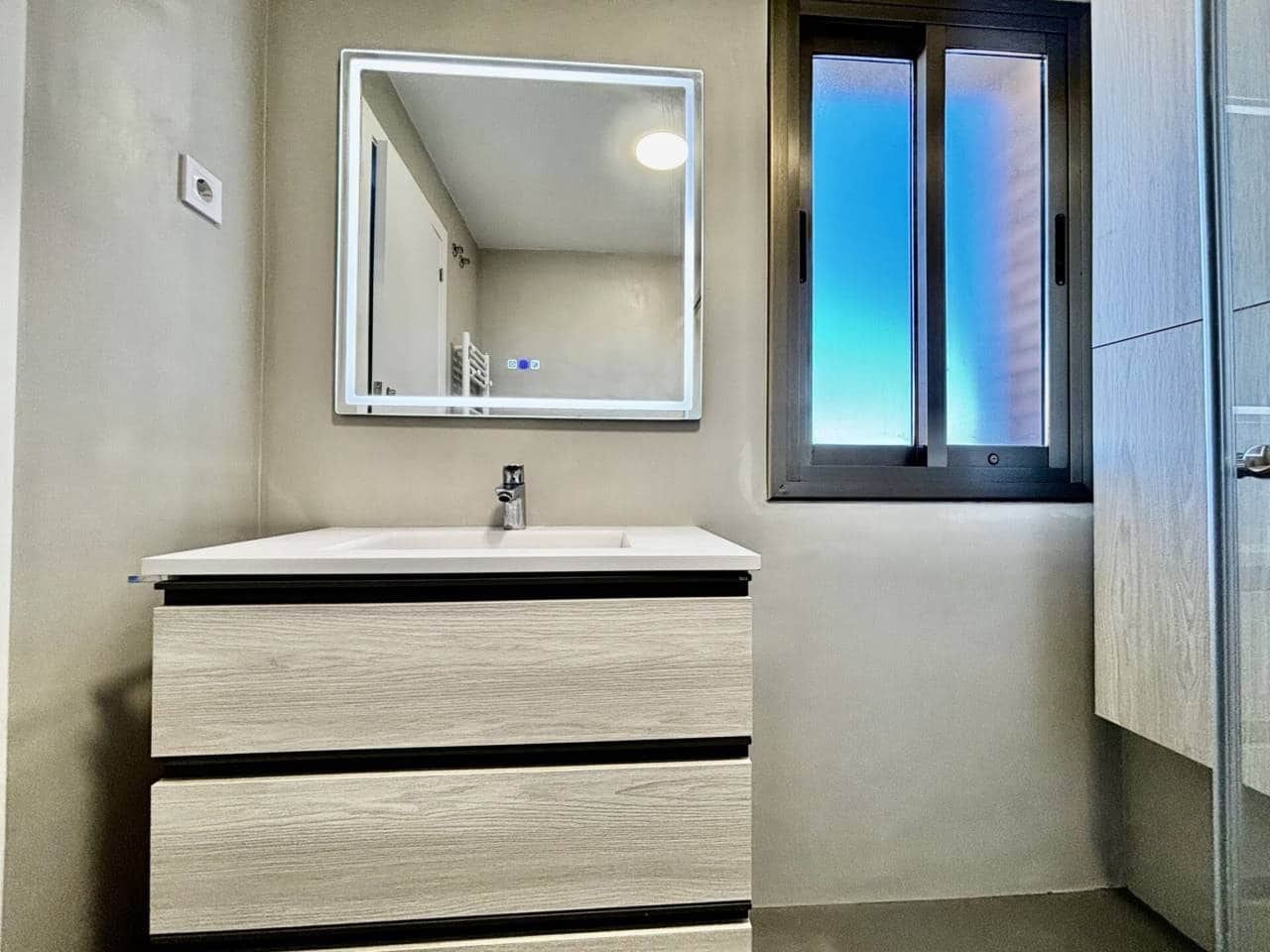 4 quarto Penthouse para venda em El Prat de Llobregat - 525 000 € (Ref: 9453482)