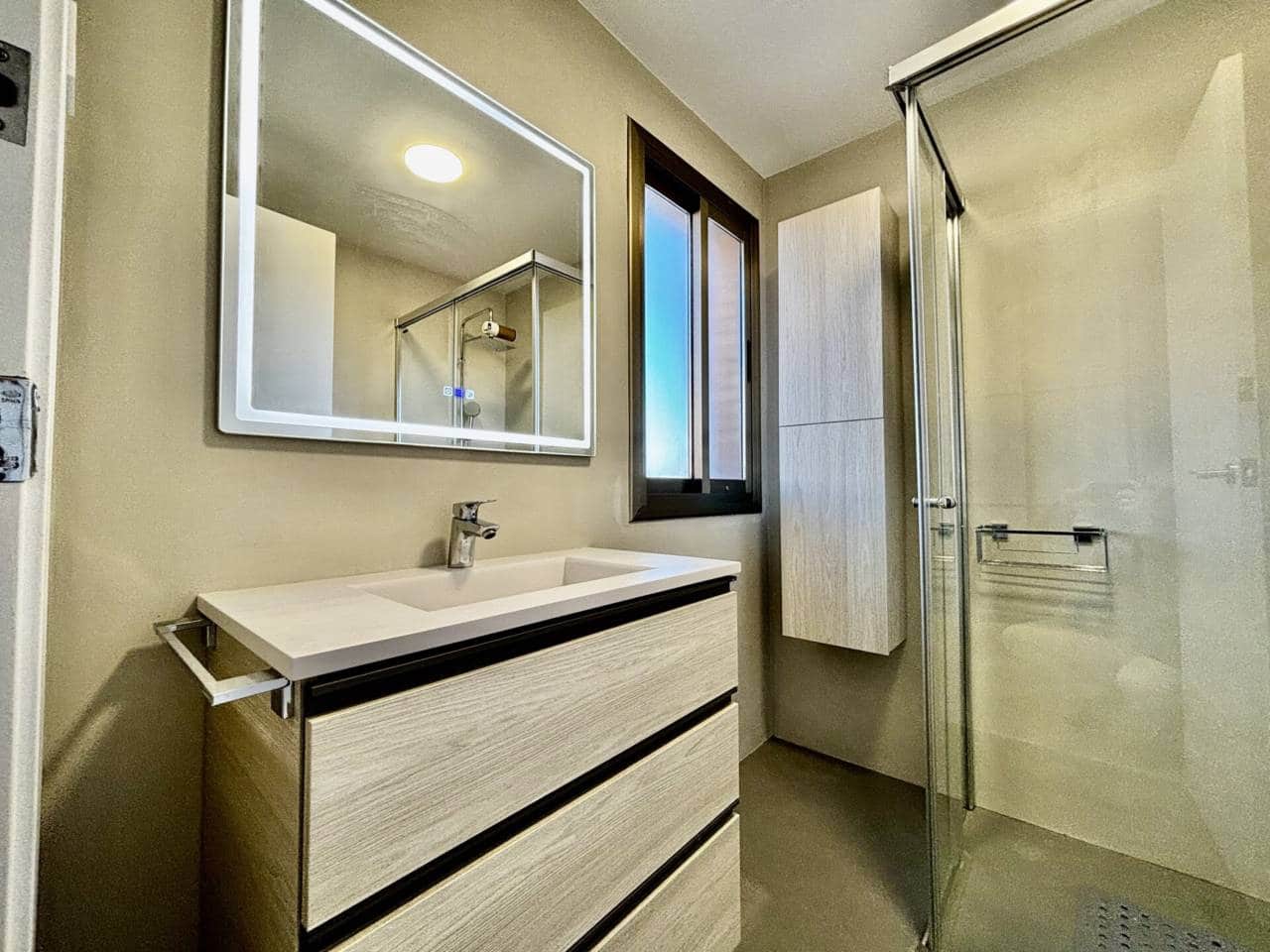 4 quarto Penthouse para venda em El Prat de Llobregat - 525 000 € (Ref: 9453482)