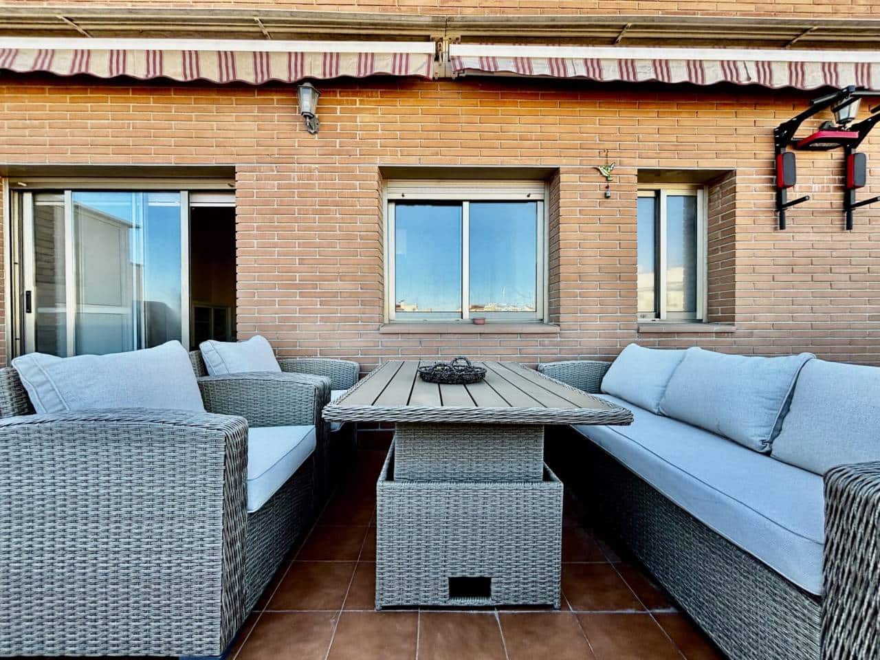 4 quarto Penthouse para venda em El Prat de Llobregat - 525 000 € (Ref: 9453482)