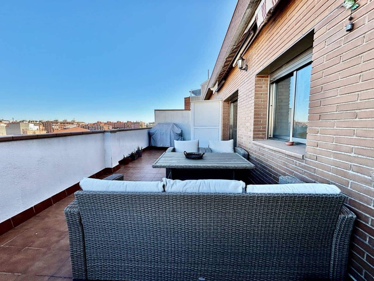 4 quarto Penthouse para venda em El Prat de Llobregat - 525 000 € (Ref: 9453482)