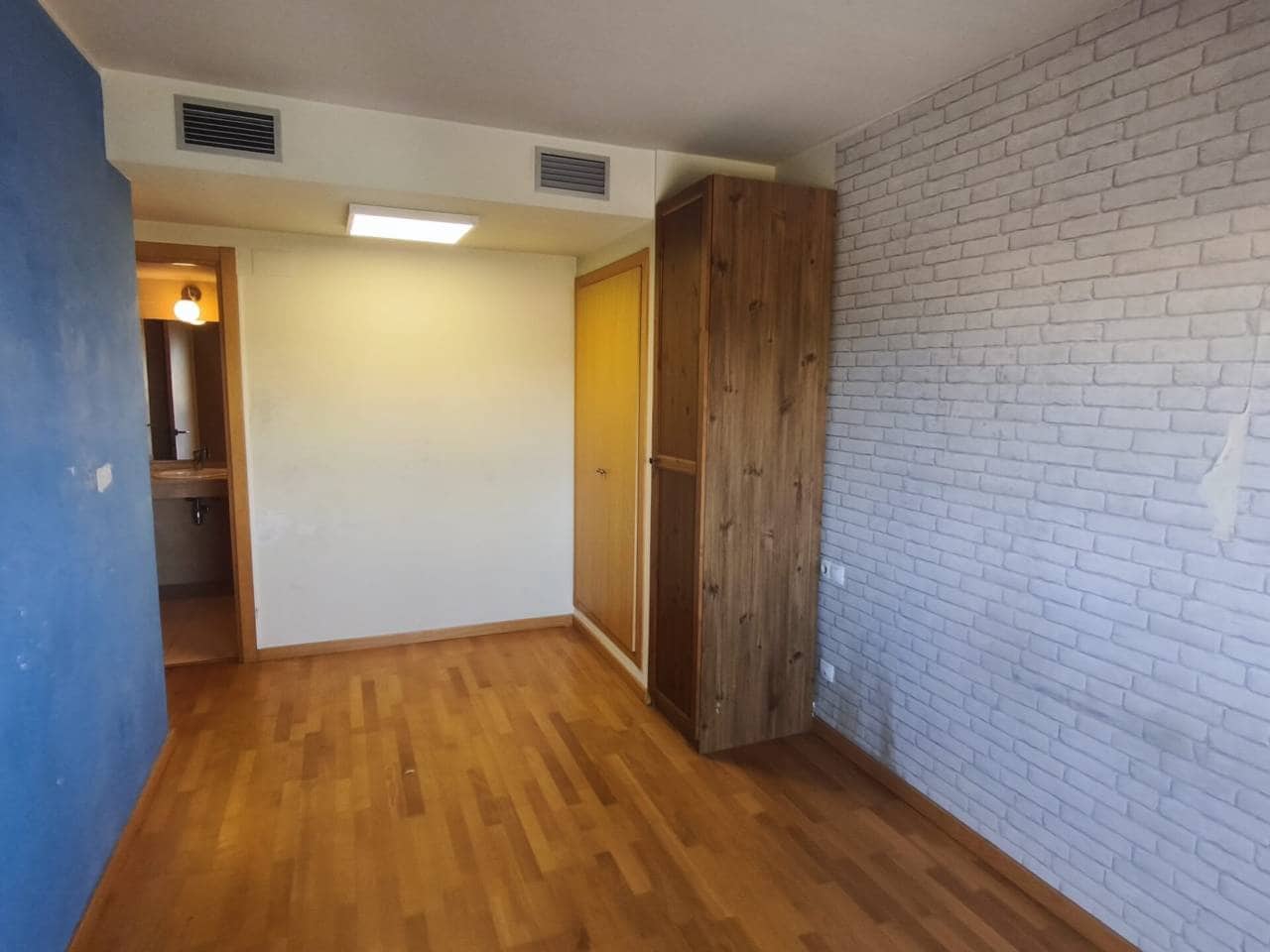 3 quarto Penthouse para venda em Montornes del Valles com piscina garagem - 329 000 € (Ref: 9453486)