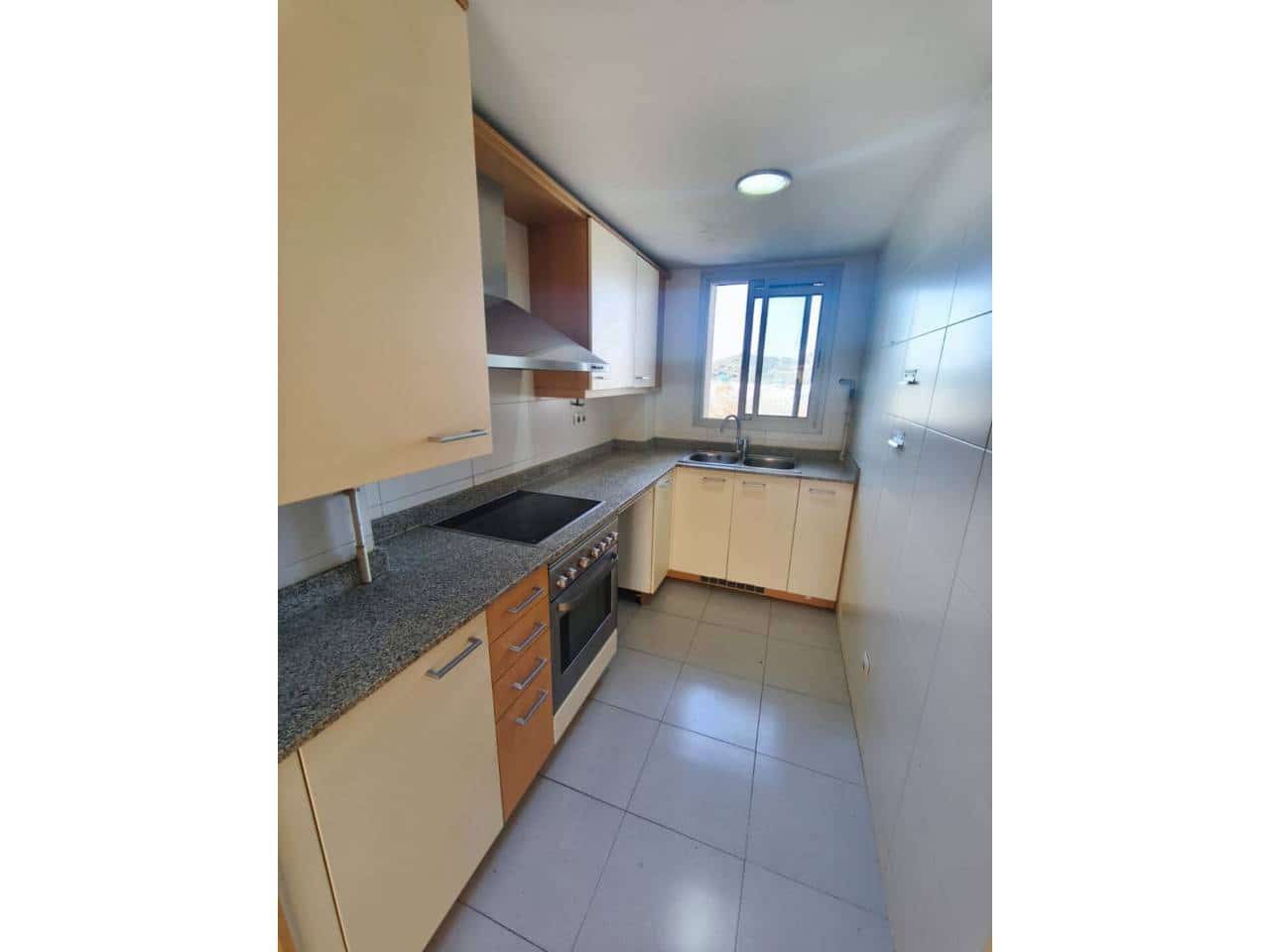 3 quarto Penthouse para venda em Montornes del Valles com piscina garagem - 329 000 € (Ref: 9453486)