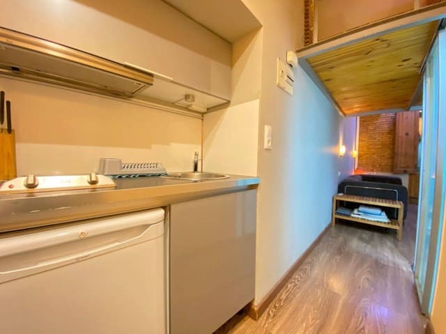 1 soveværelse Studio til leje i Barcelona by - € 950 (Ref: 9453489)