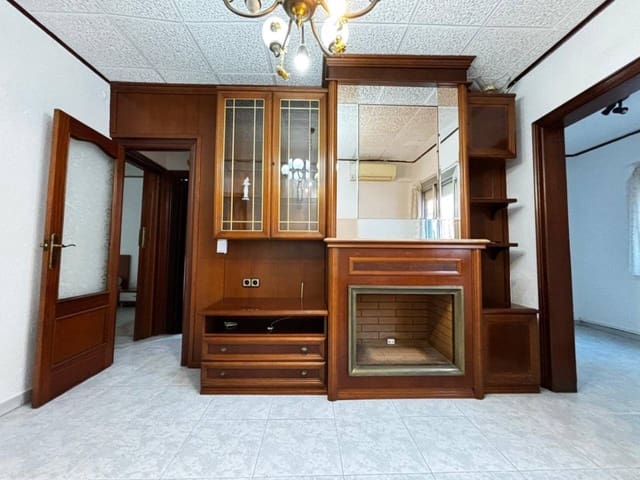 3 soverom Leilighet til salgs i L'Hospitalet de Llobregat - € 160 000 (Ref: 9470140)