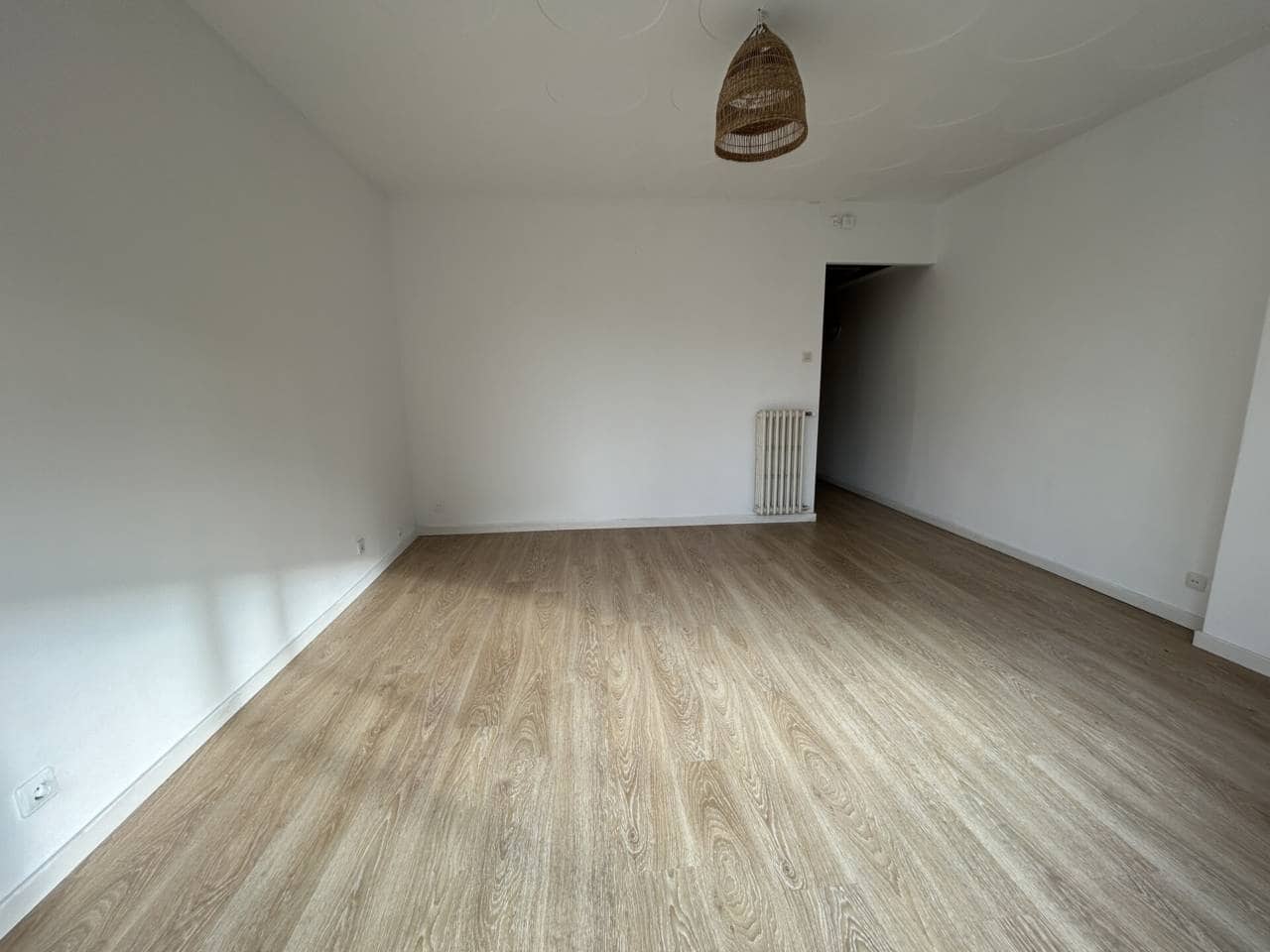 4 Zimmer Wohnung zu vermieten in Barcelona Stadt - 1.615 € (Ref: 9485055)