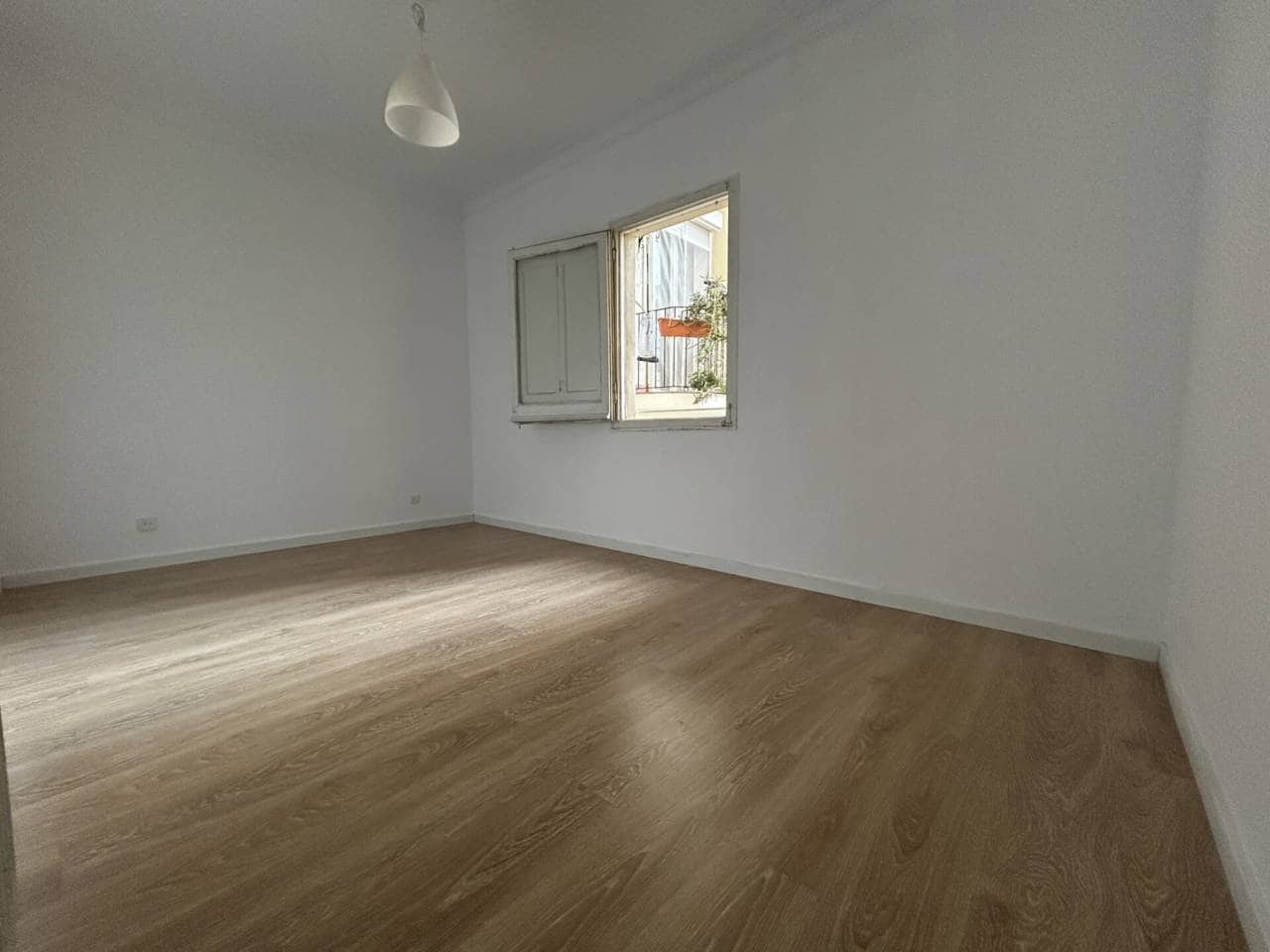 4 Zimmer Wohnung zu vermieten in Barcelona Stadt - 1.615 € (Ref: 9485055)