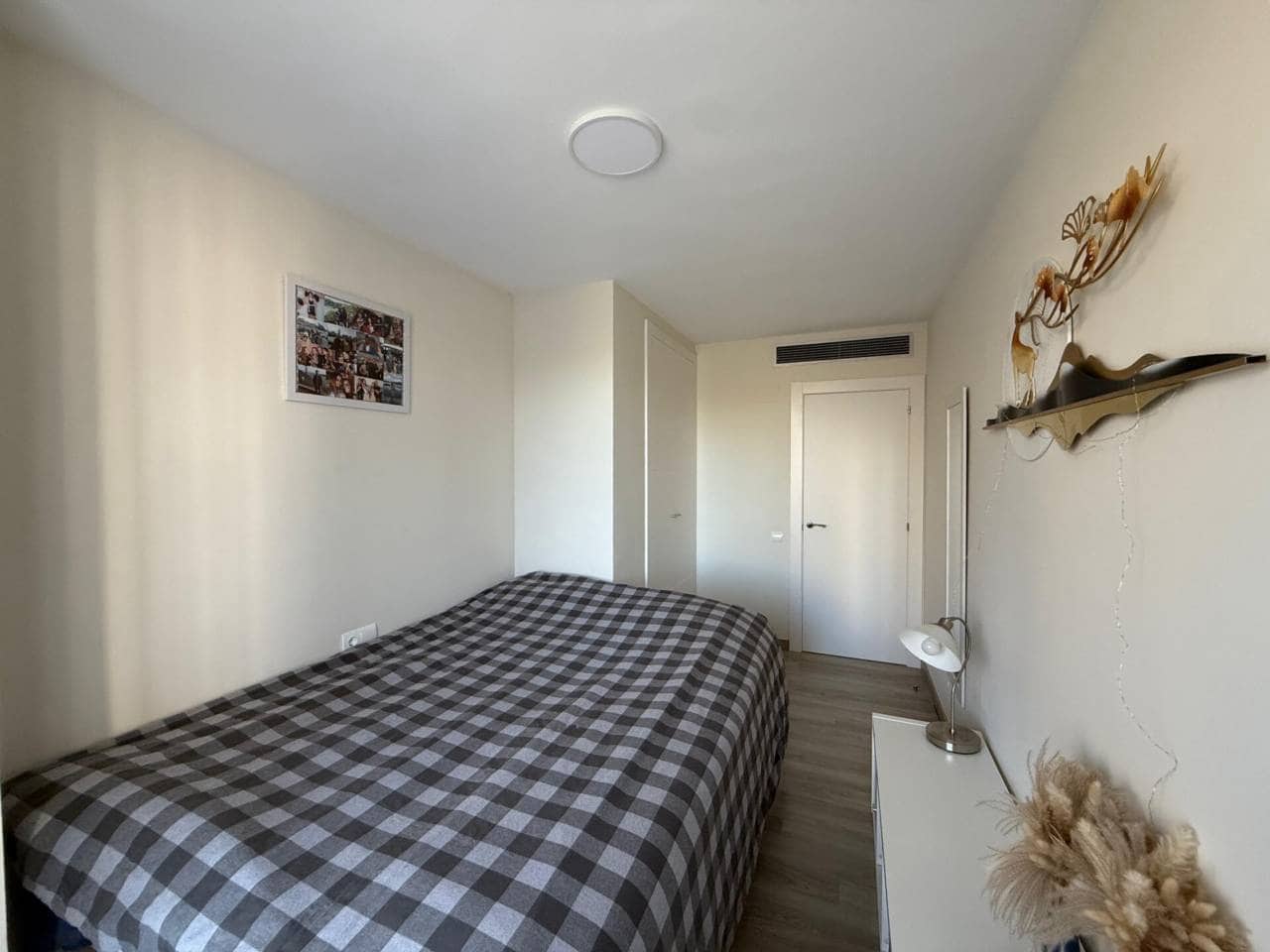 3 bedroom Flat for sale in Barcelona city - € 950,000 (Ref: 9496692)