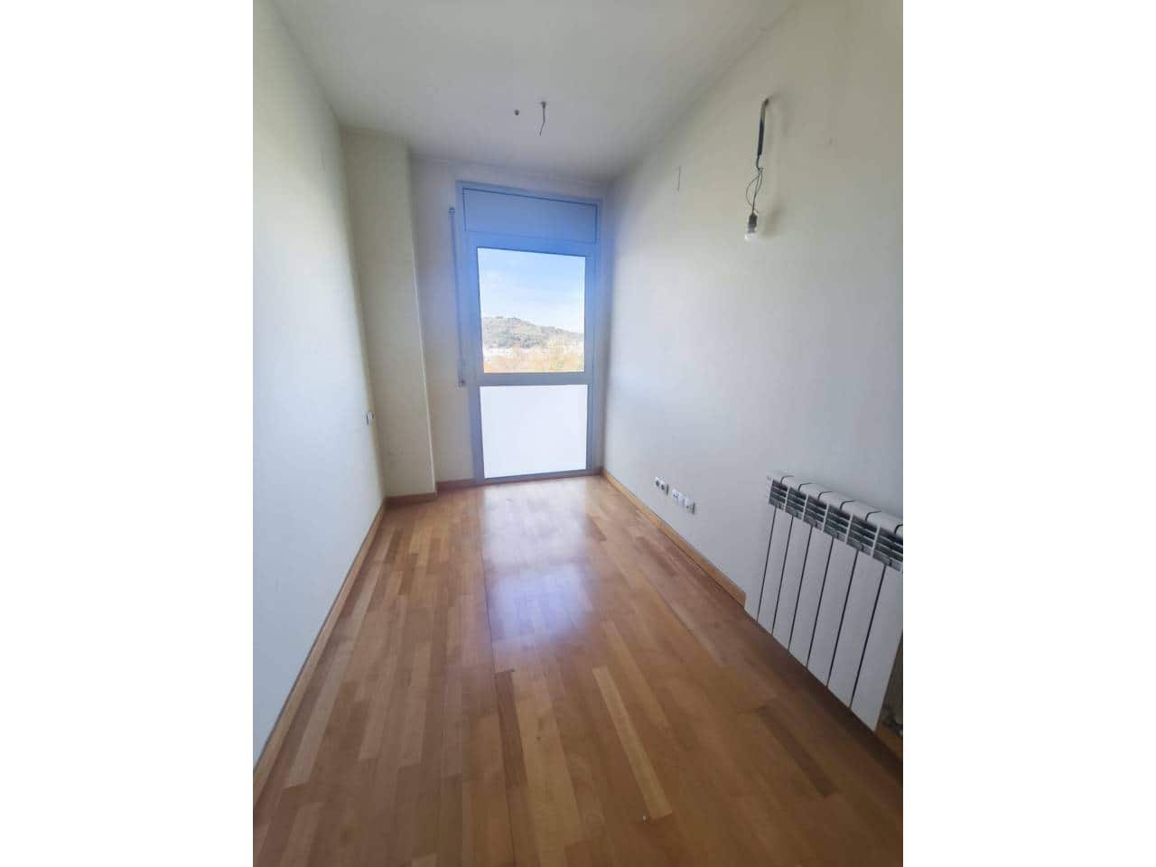 3 bedroom Penthouse for sale in Montornes del Valles with pool garage - € 329,000 (Ref: 9498037)