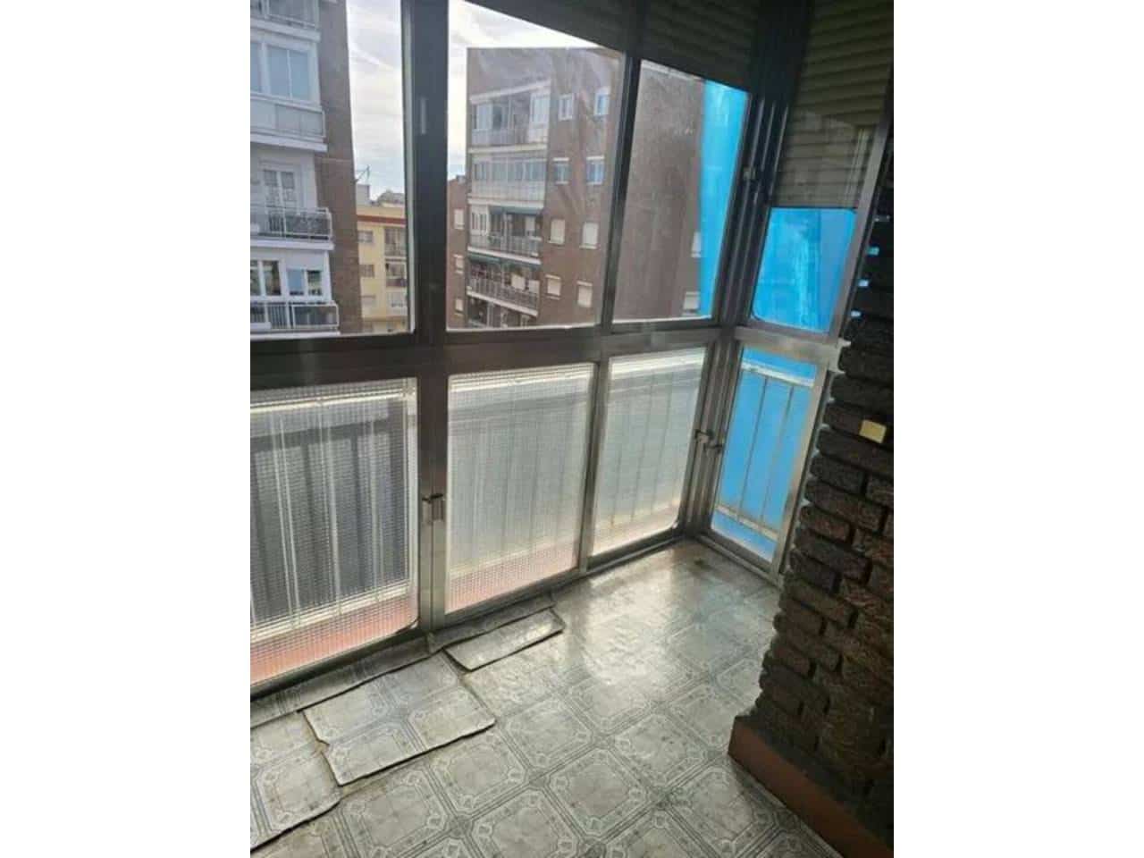 5 sovrum Lägenhet till salu i Barcelona stad - 890 000 € (Ref: 9503715)