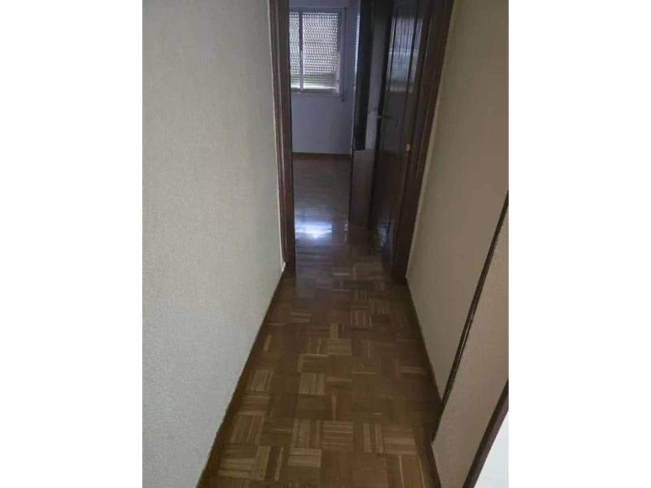 5 sovrum Lägenhet till salu i Barcelona stad - 890 000 € (Ref: 9503715)