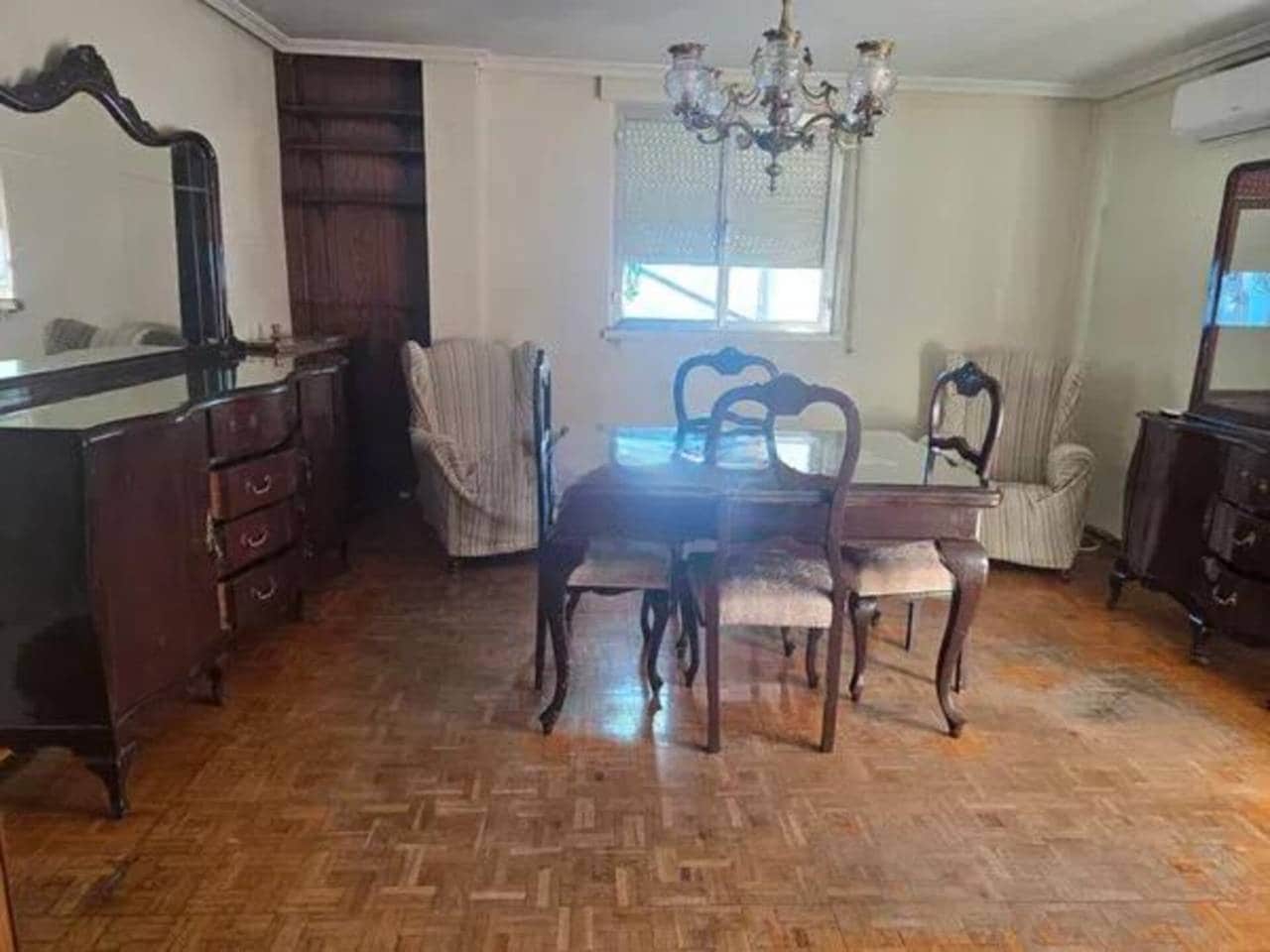 5 sovrum Lägenhet till salu i Barcelona stad - 890 000 € (Ref: 9503715)