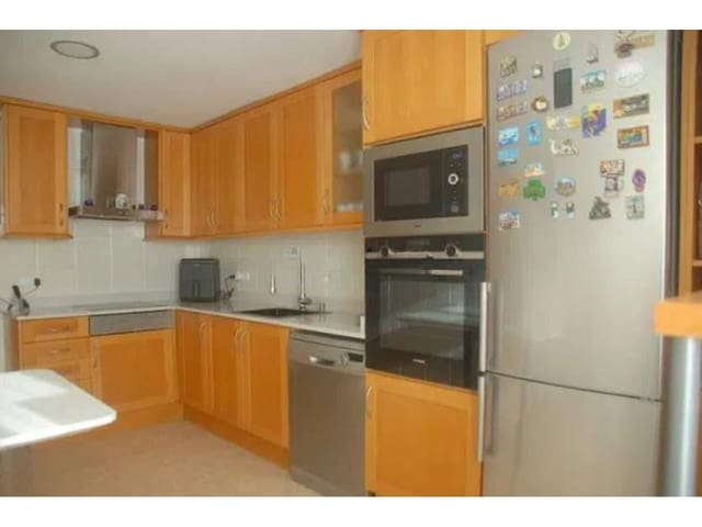 3 soverom Leilighet til salgs i L'Hospitalet de Llobregat - € 695 000 (Ref: 9508108)