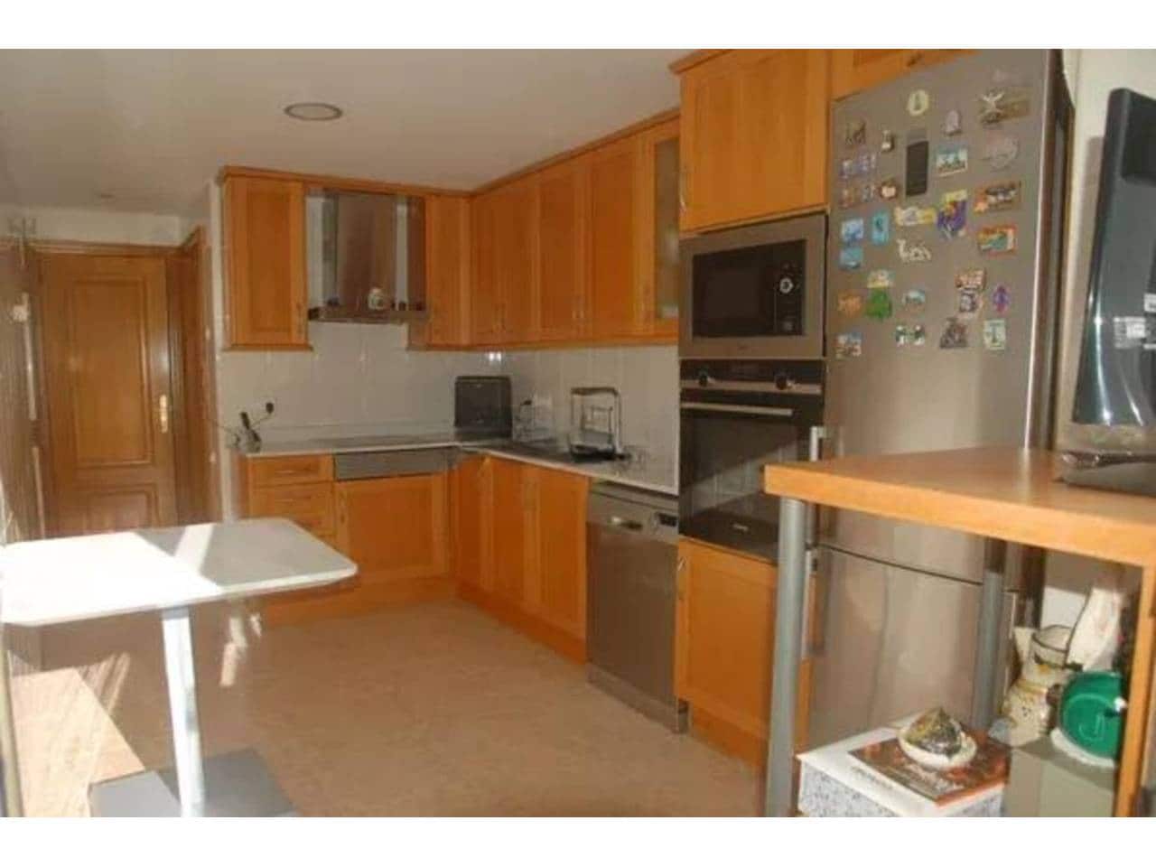 3 soverom Leilighet til salgs i L'Hospitalet de Llobregat - € 695 000 (Ref: 9508108)