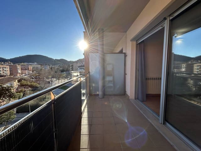 3 quarto Penthouse para venda em Montornès del Vallès com piscina garagem - 329 000 € (Ref: 9525962)